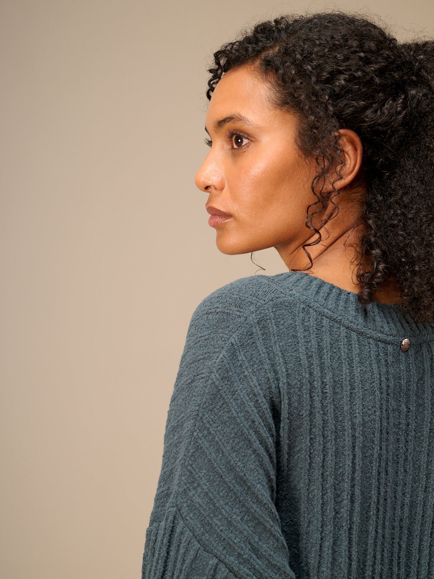 Camille – Pull à Col V