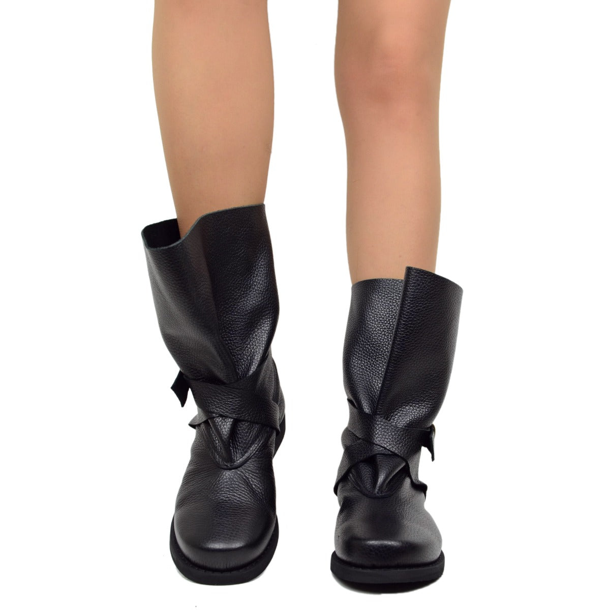 **Solange – Bottes biker en cuir noir pour mollets larges**